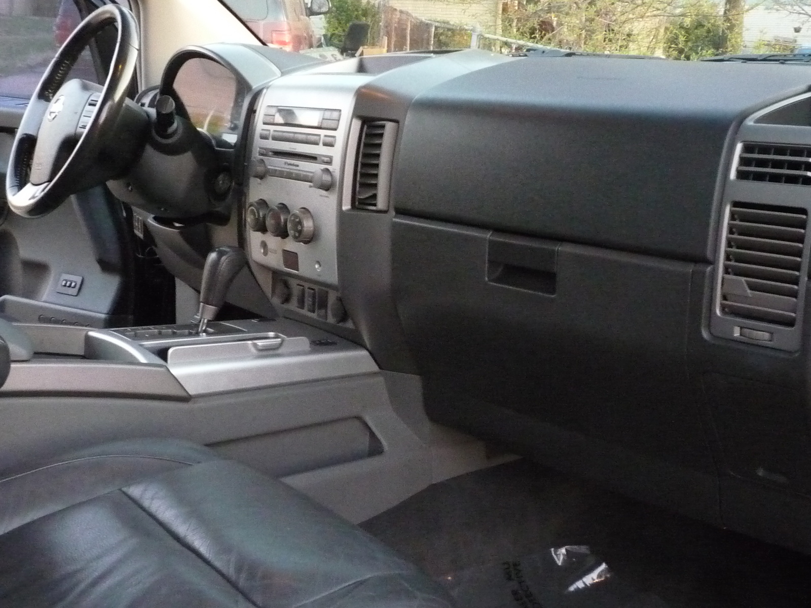 2005 Nissan titan interior photos #3