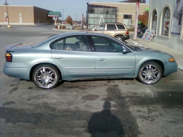 2003 Pontiac Bonneville