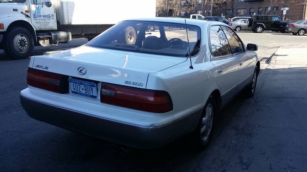 1995 Lexus ES 300