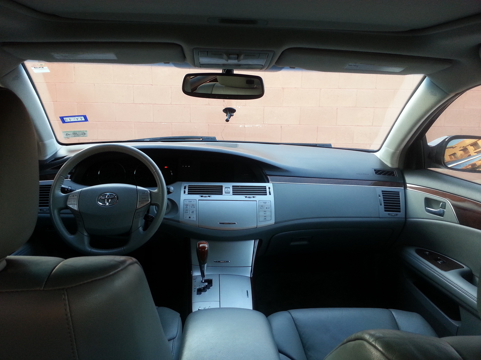 2010 Toyota Avalon