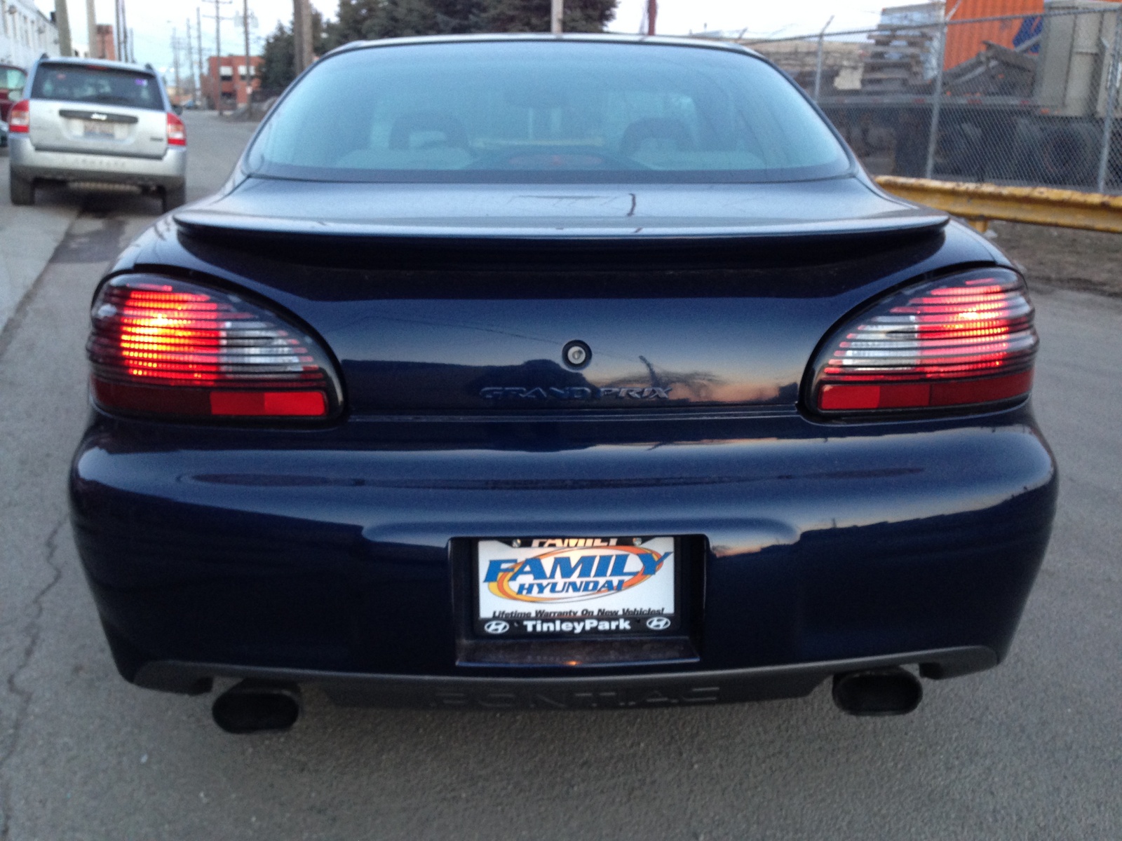 2000 Pontiac Grand Prix - Overview