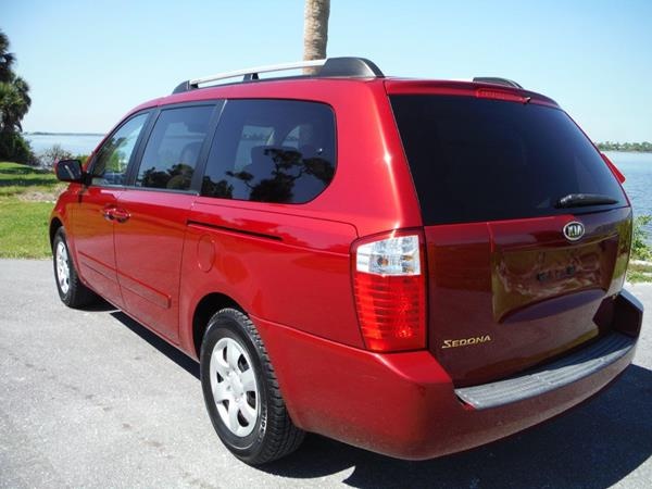 2006 Kia Sedona