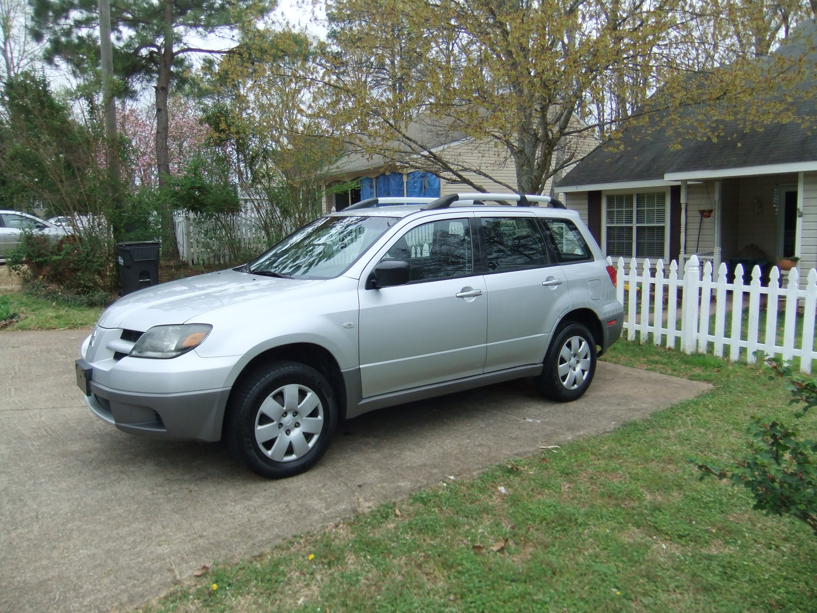 2003 Mitsubishi Outlander