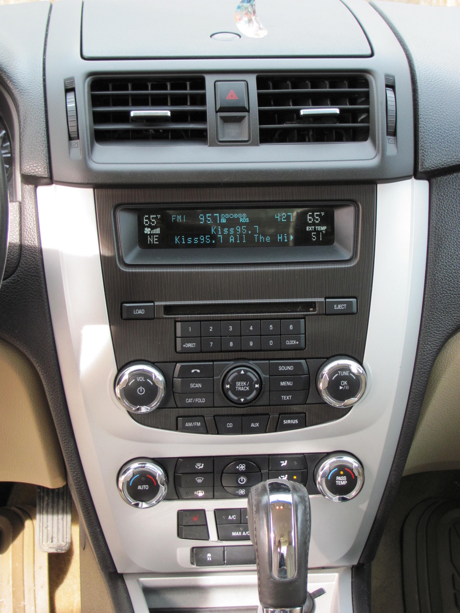 2010 Mercury Milan