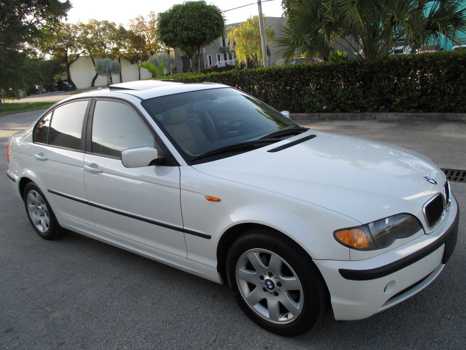 2004 Bmw 325i interior trim #3
