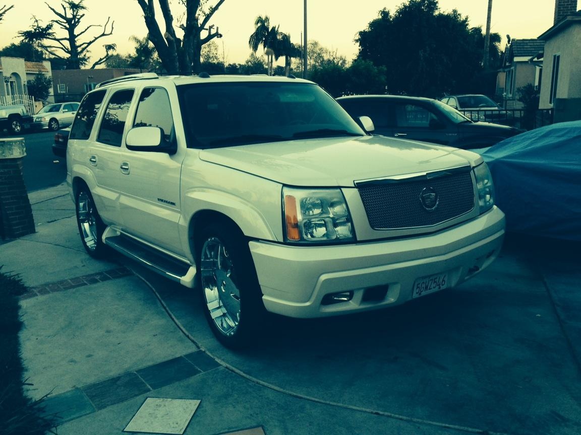 2004 Cadillac Escalade