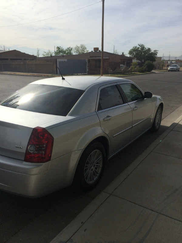 2008 Chrysler 300