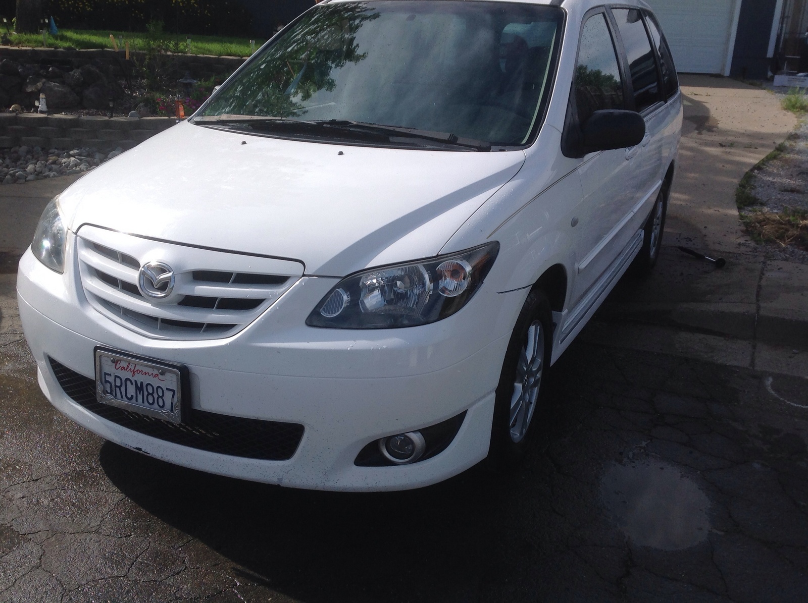 2006 Mazda MPV