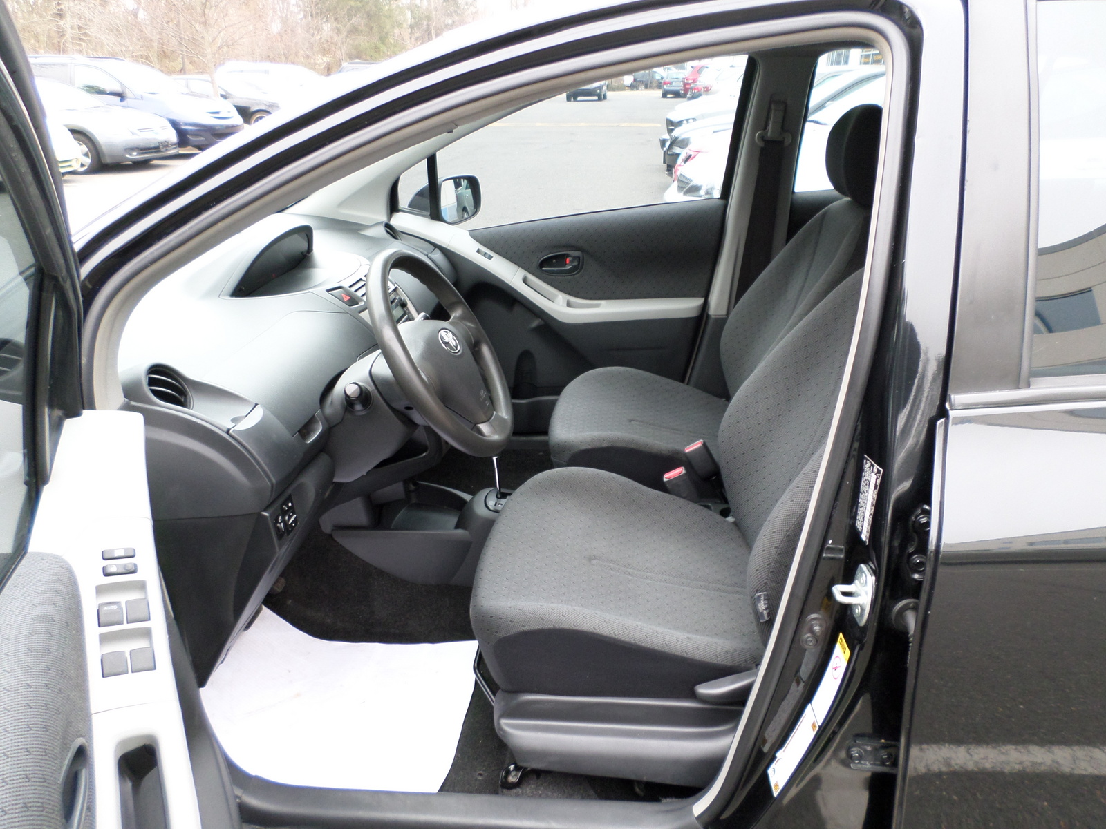 2009 Toyota Yaris