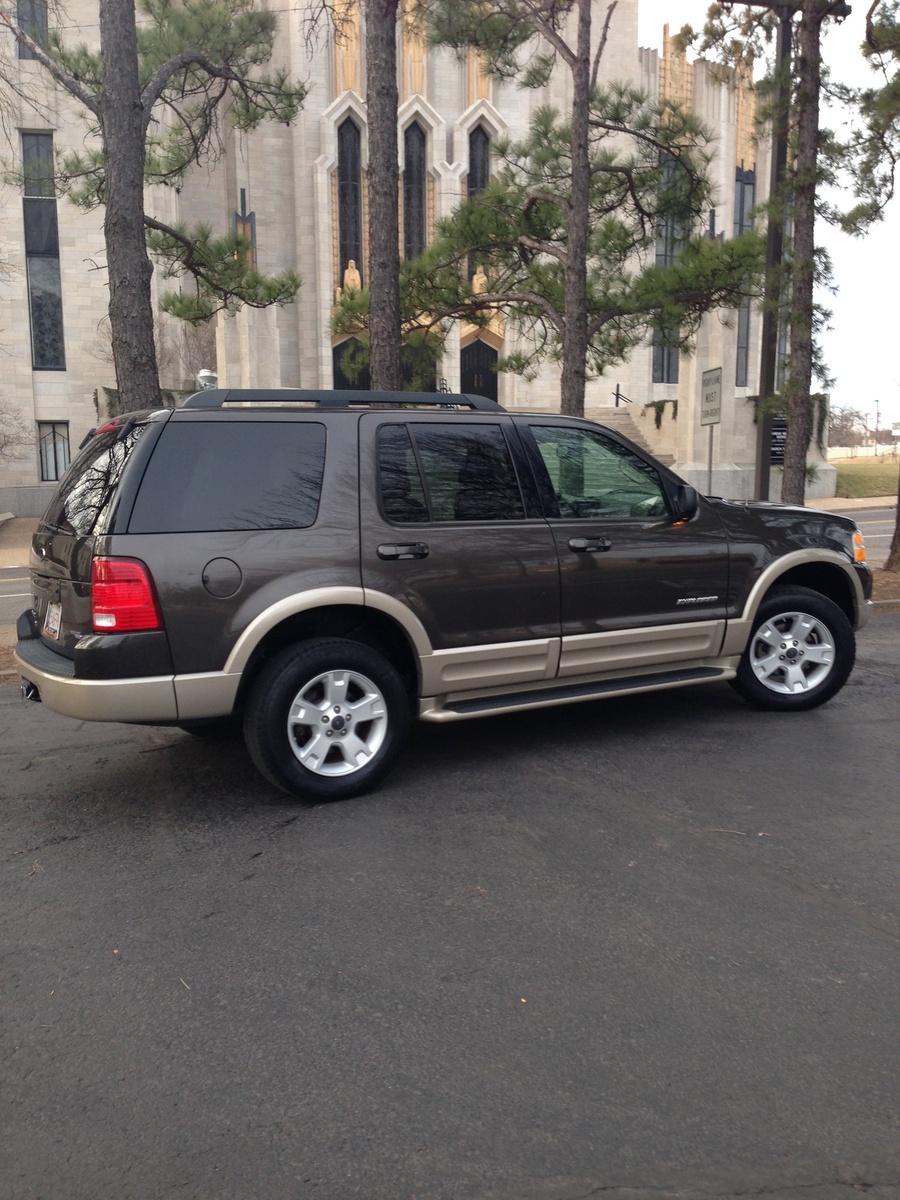 2005 Ford Explorer