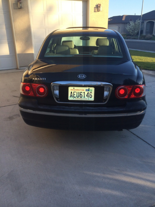 2004 Kia Amanti