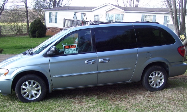 2003 Chrysler Town & Country