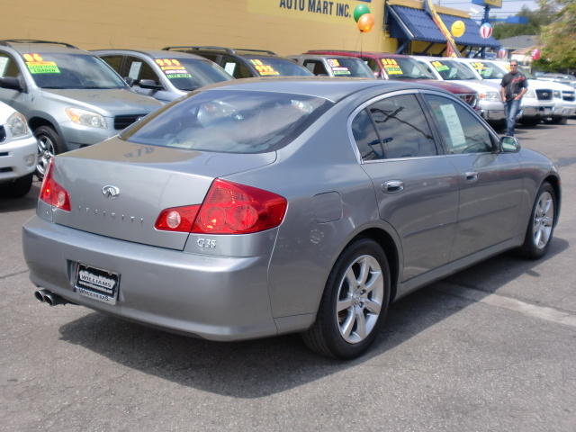 2005 Infiniti G35