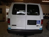 2003 Ford E-350 Overview 2003 Ford E-350 Overview