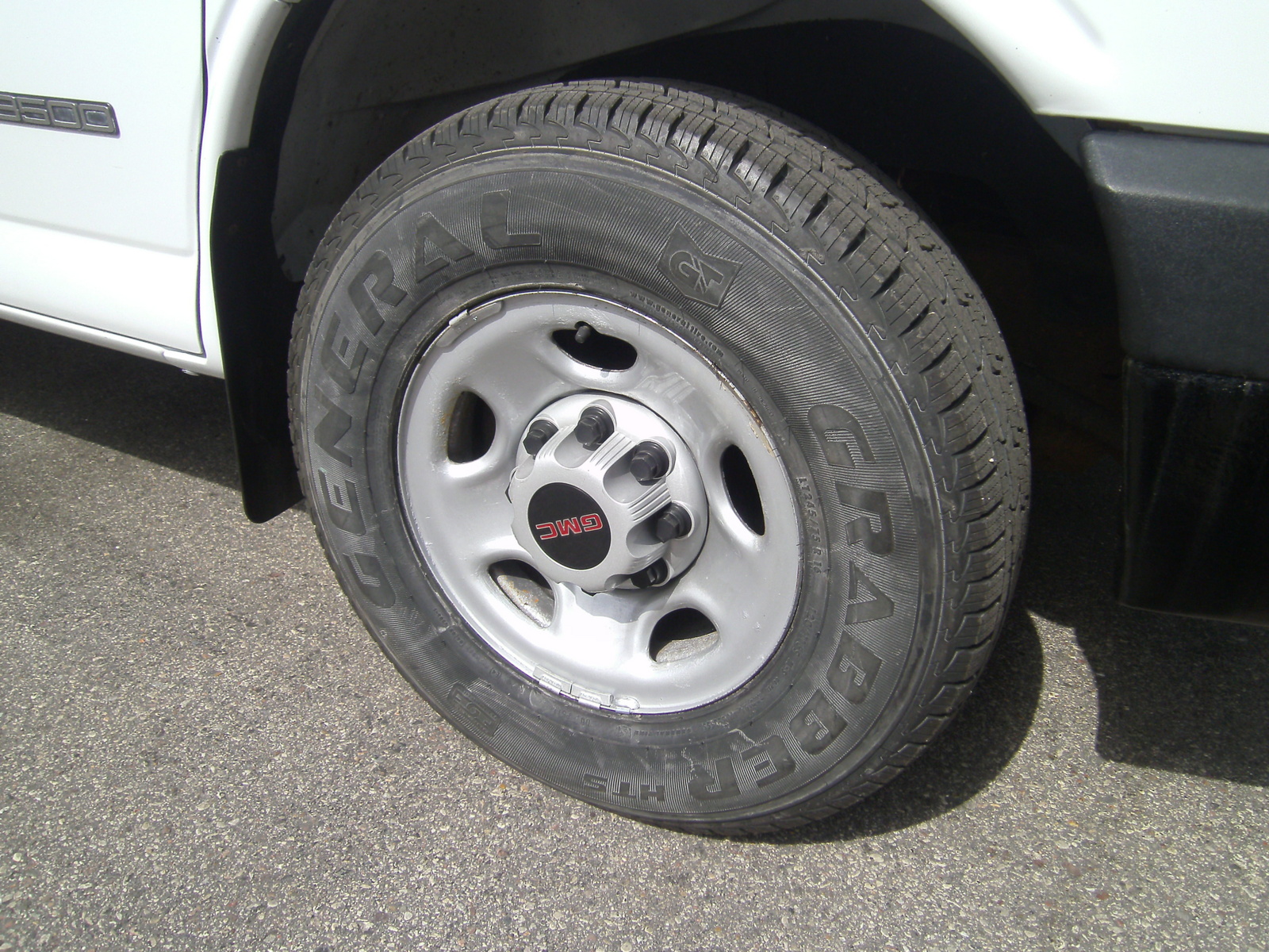 2005 GMC Savana Cargo