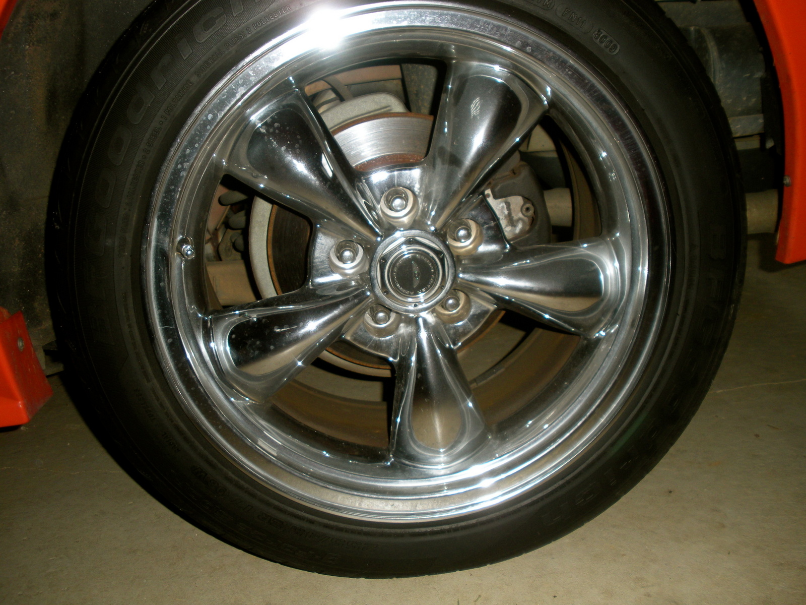 2004 Ford Mustang