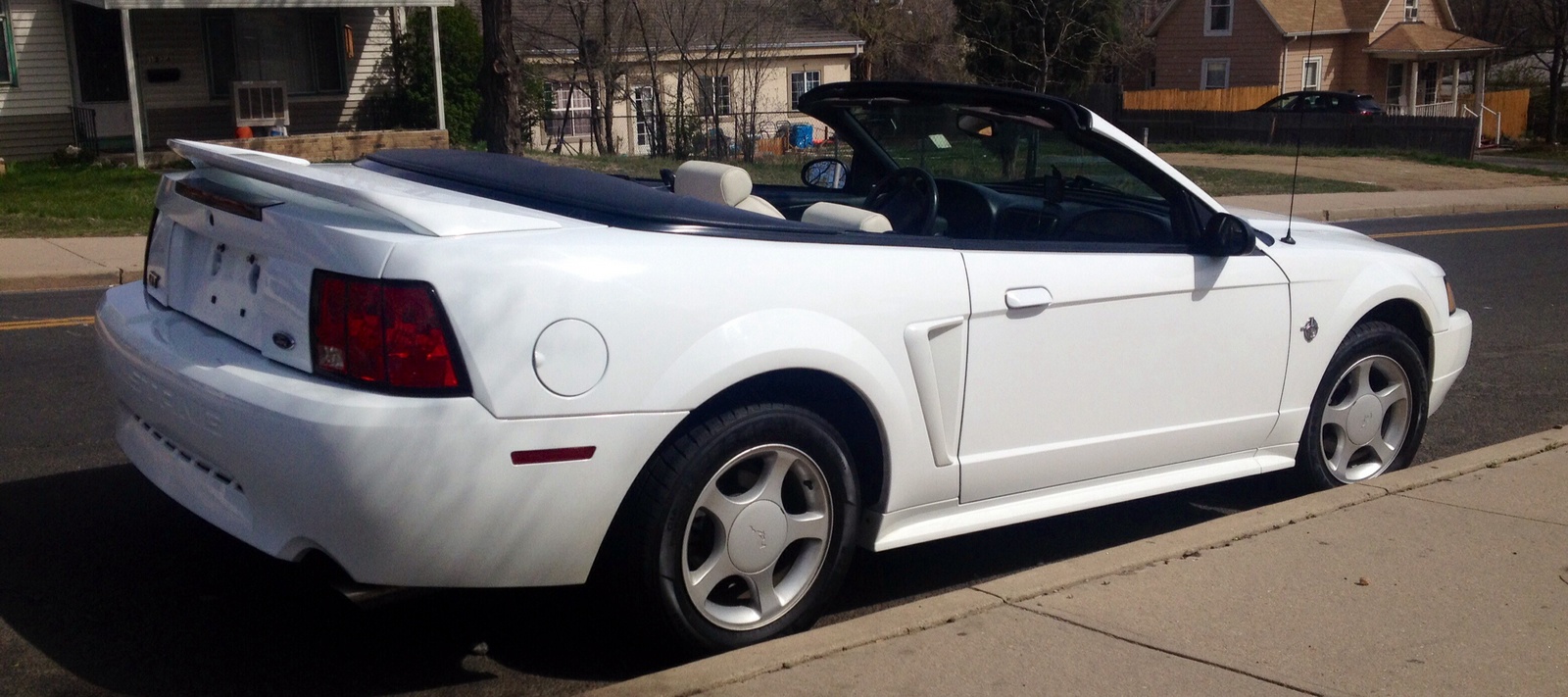 1999 Ford Mustang