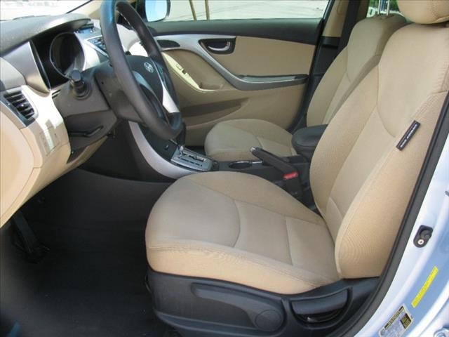 2012 Hyundai Elantra
