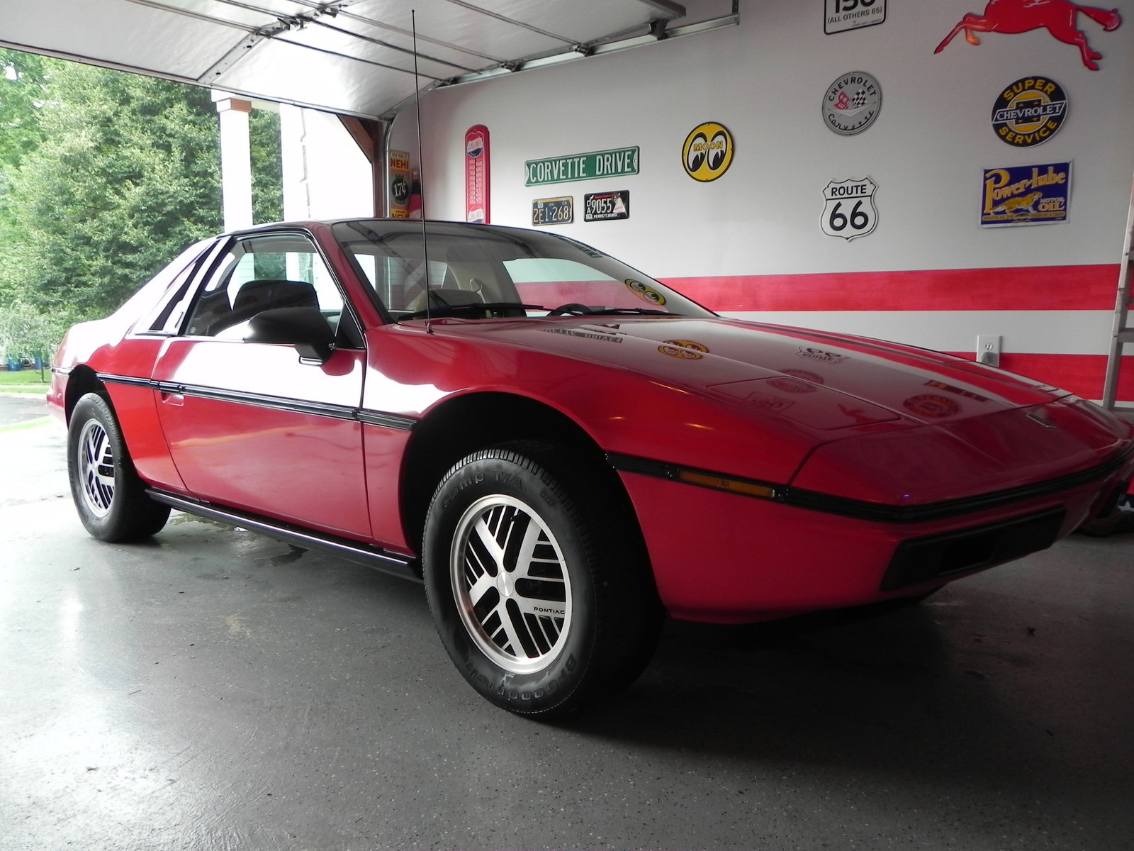 1984 Pontiac Fiero