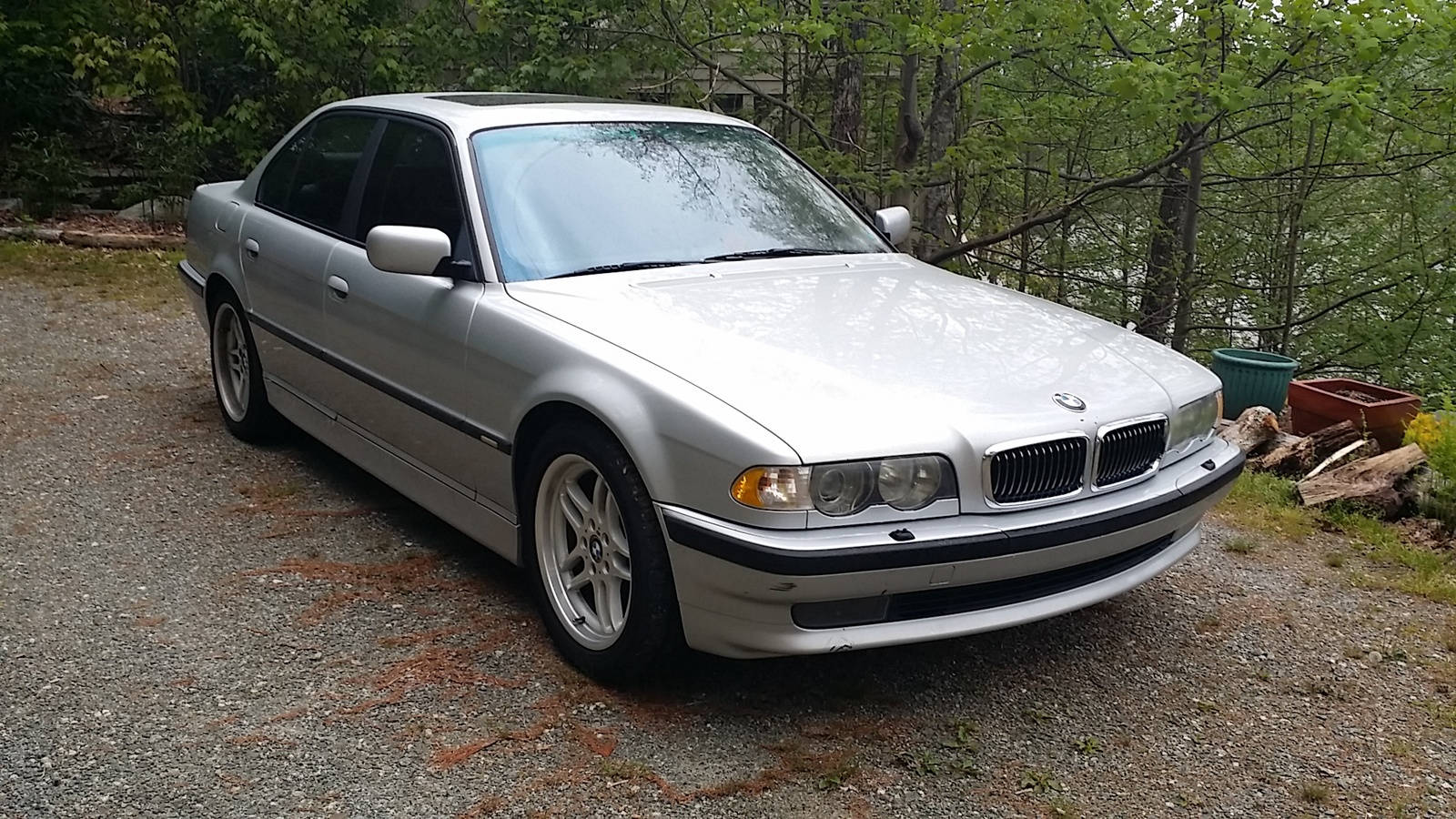 2001 Bmw 7 series 740i mpg