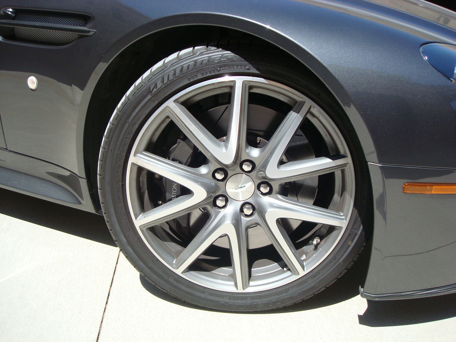 2012 Aston Martin V8 Vantage