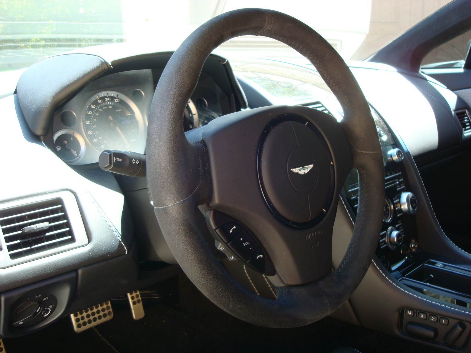 2012 Aston Martin V8 Vantage