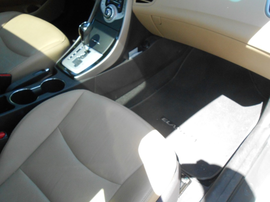 2012 Hyundai Elantra