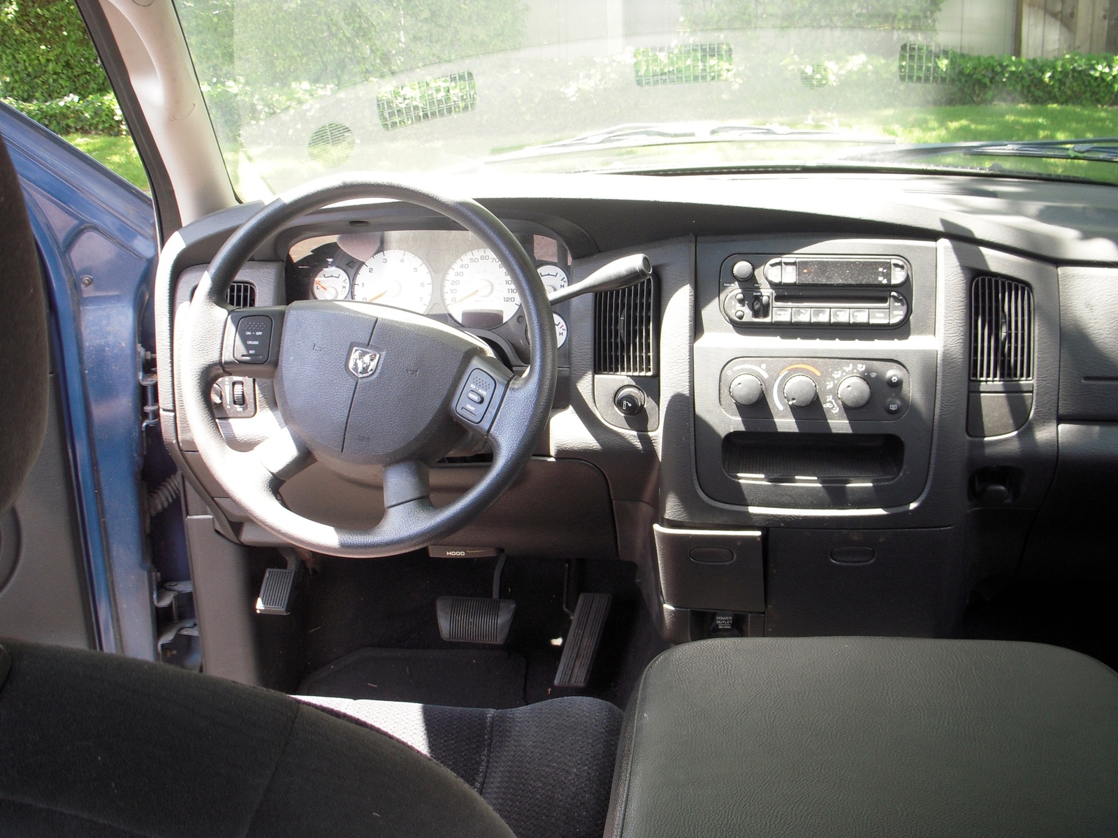 2004 Dodge Ram Pickup 1500 Pictures Cargurus