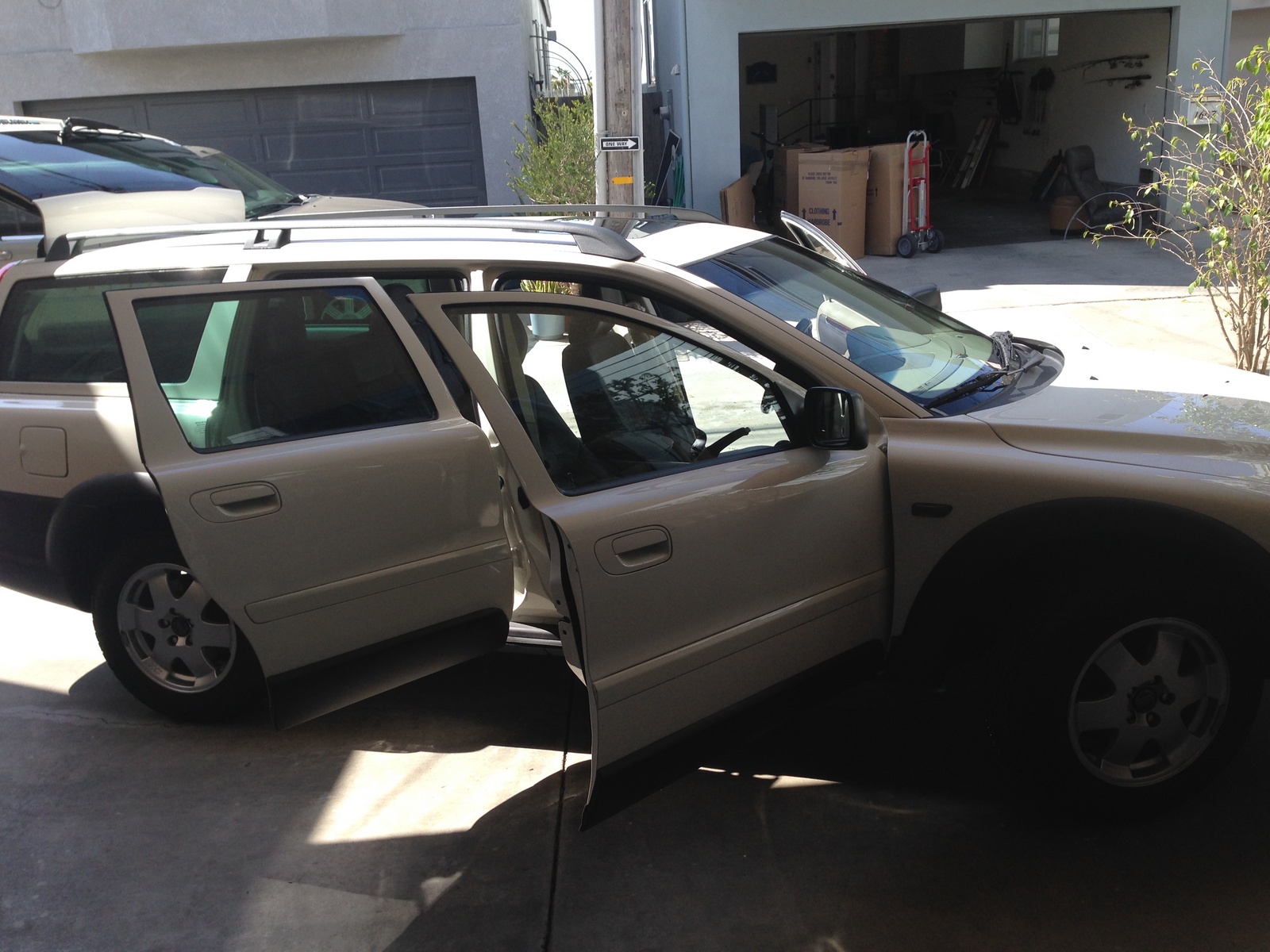 2003 Volvo XC70