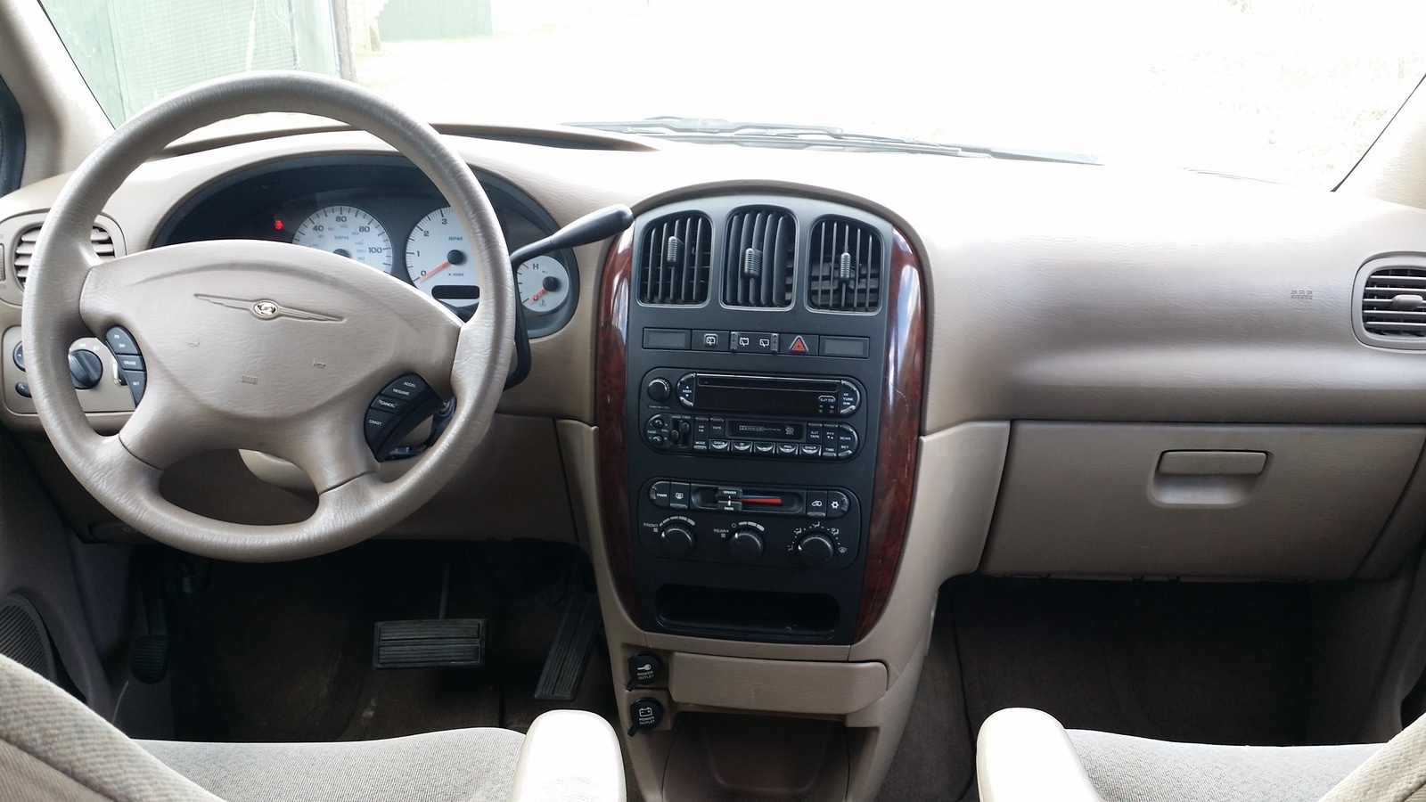 2003 Chrysler town country interior pictures #2