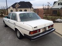 1982 Mercedes-Benz 300-Class Overview 1982 Mercedes-Benz 300-Class Overview