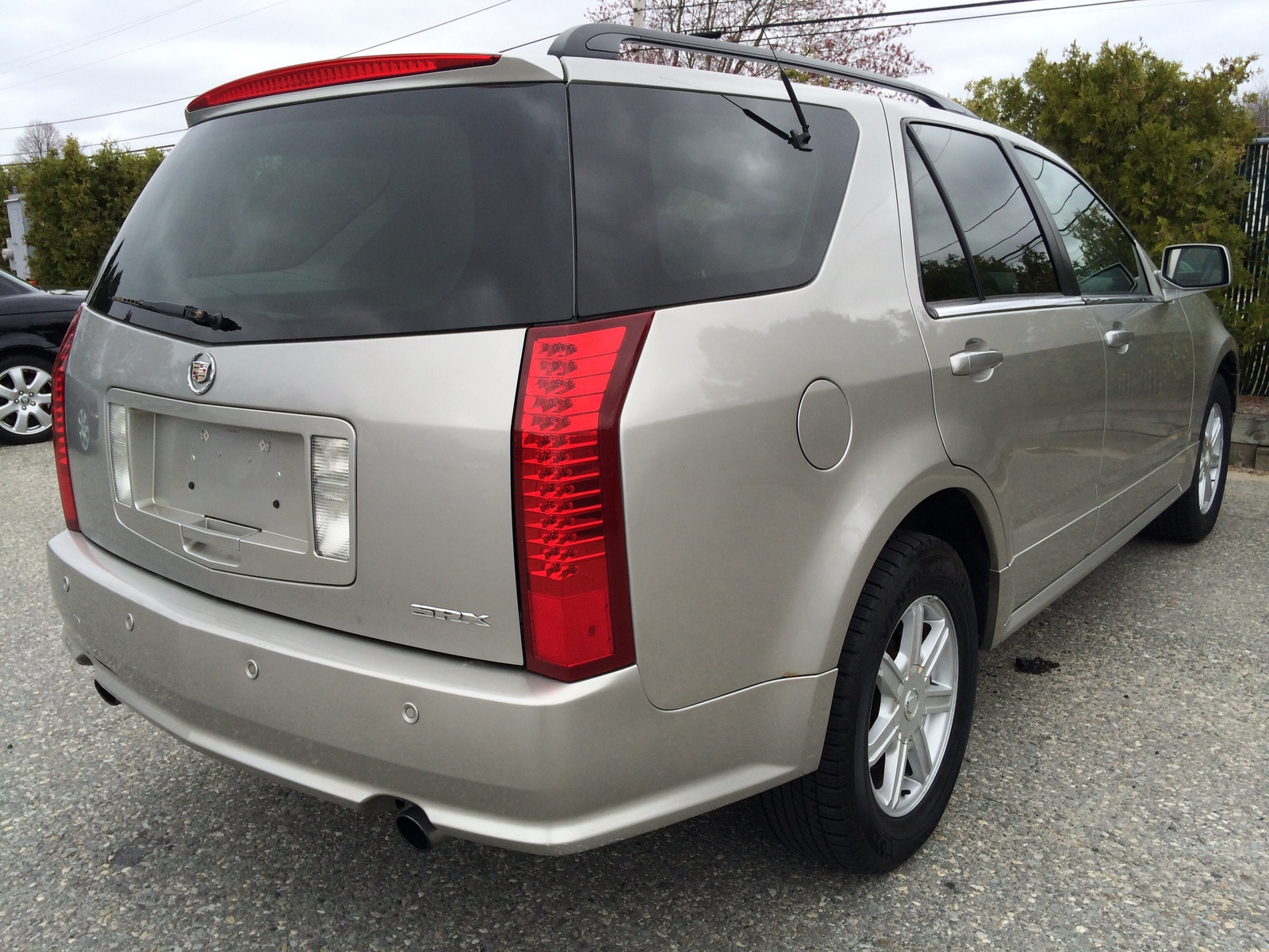2004 Cadillac Srx Overview Cargurus
