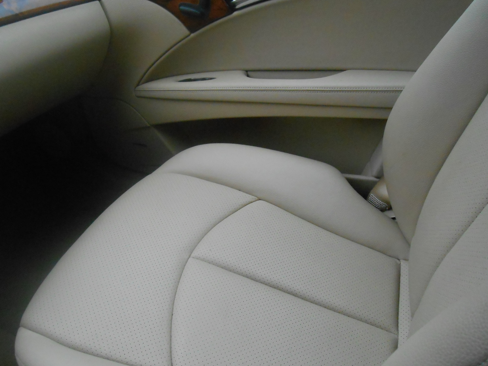 2009 Mercedes-Benz E-Class