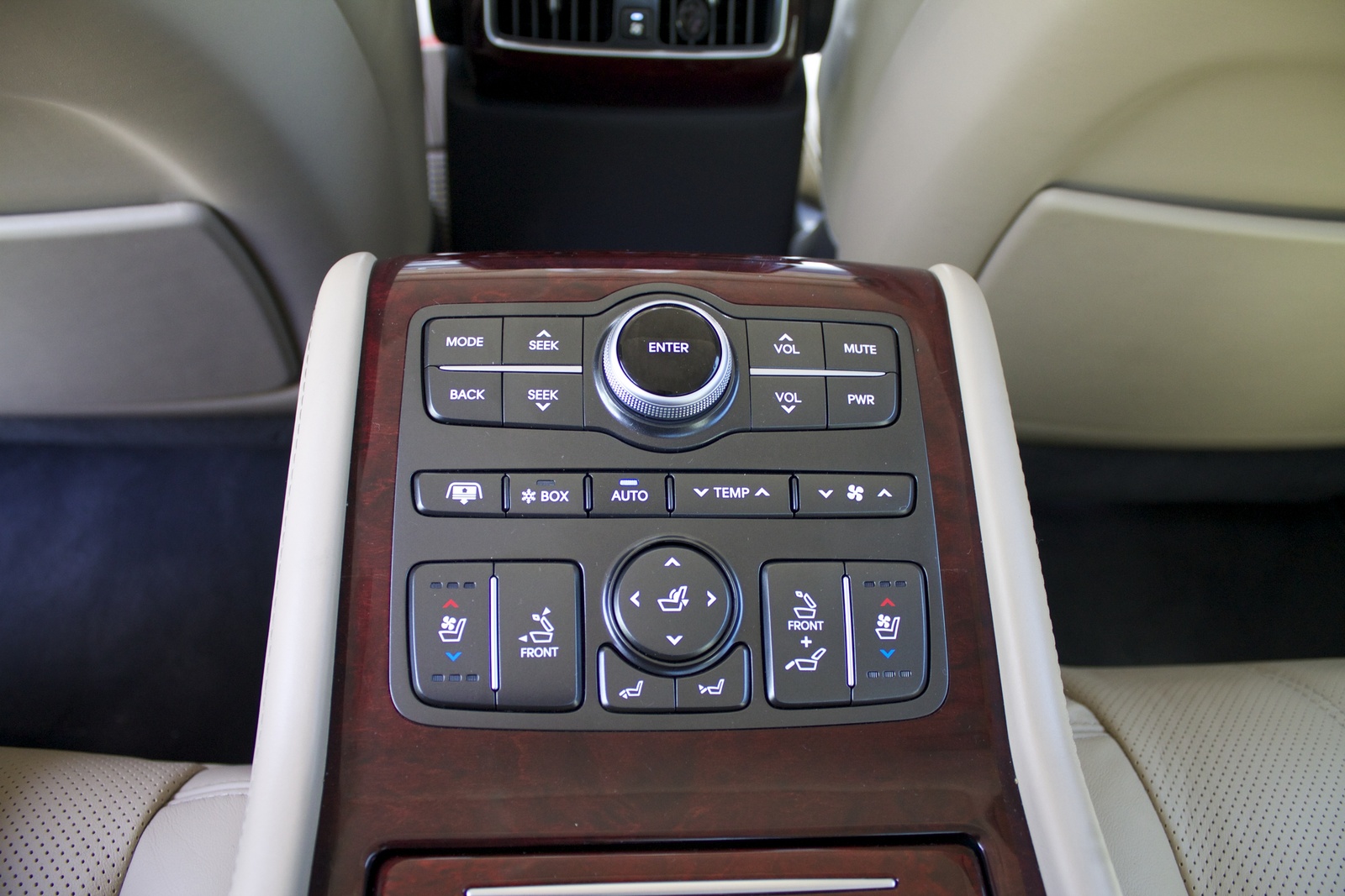 2011 Hyundai Equus