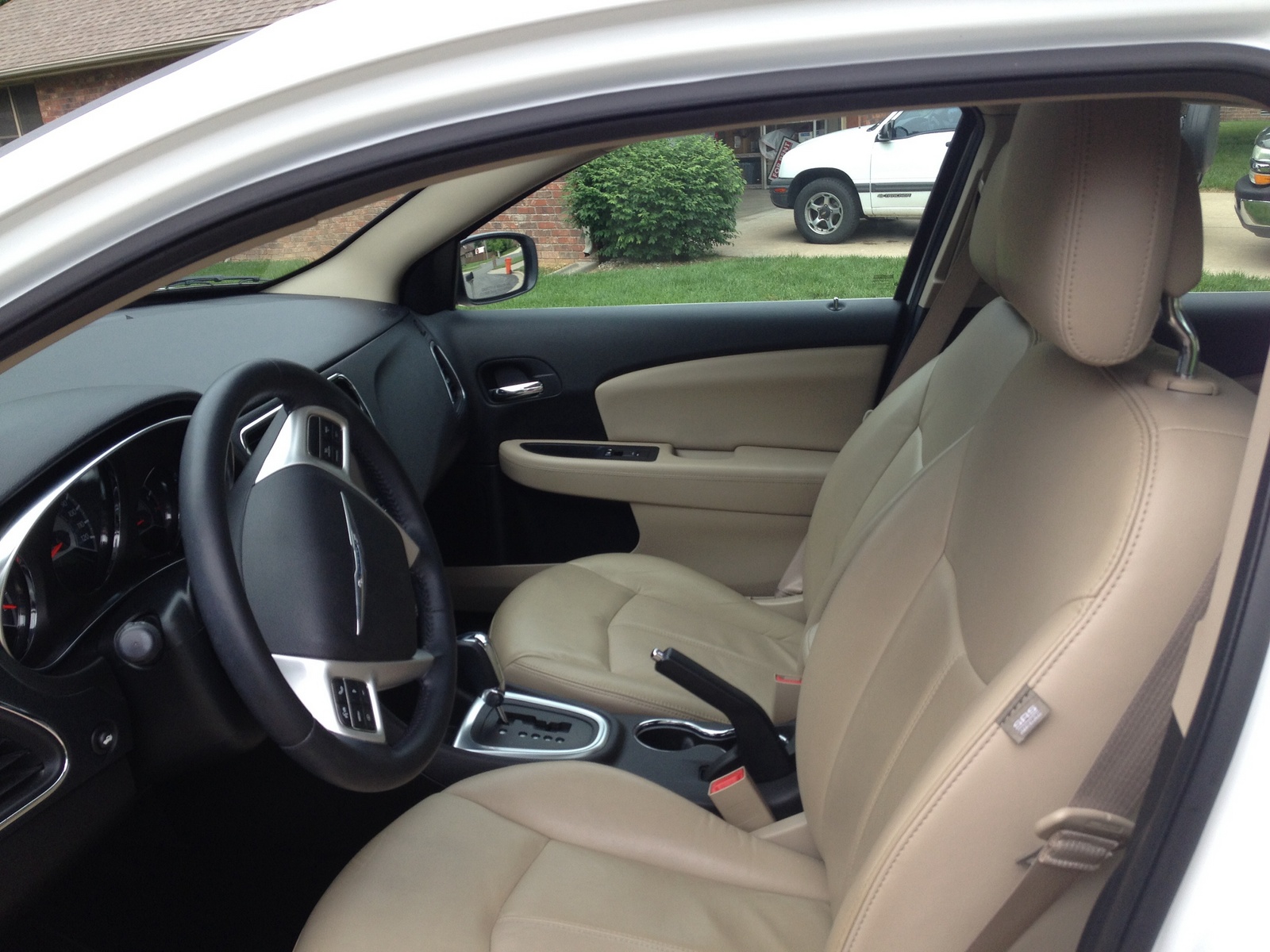 2011 Chrysler 200