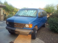 2004 Ford E-350 Overview 2004 Ford E-350 Overview