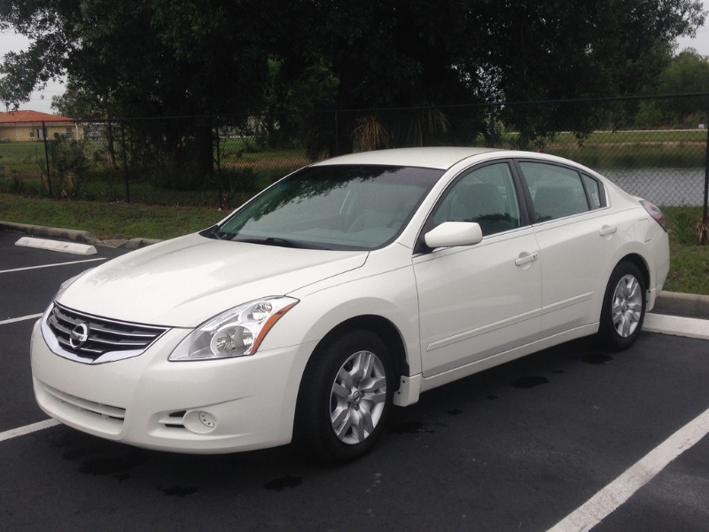 2010 Nissan altima review #2