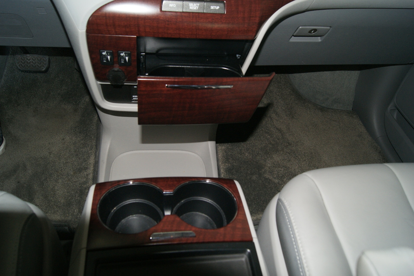 2012 Toyota Sienna