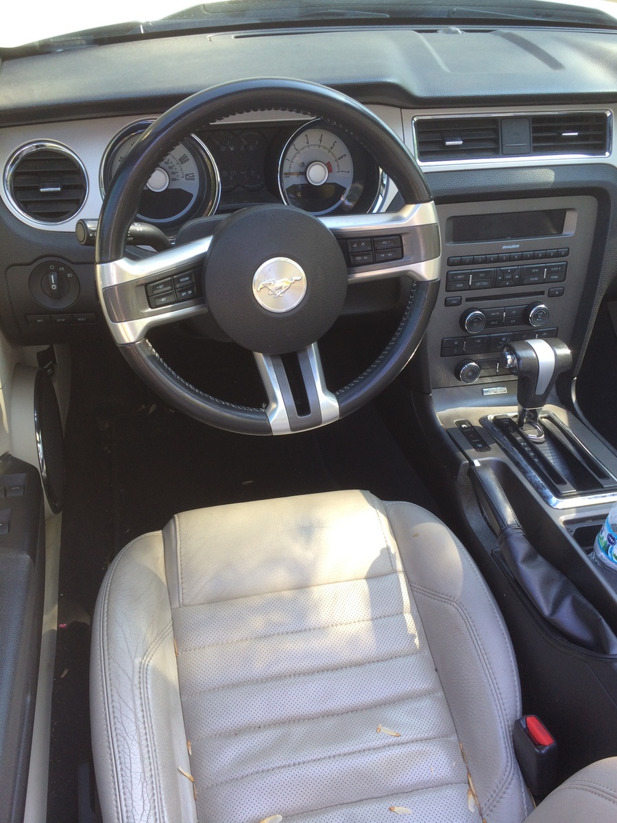 2010 Ford Mustang