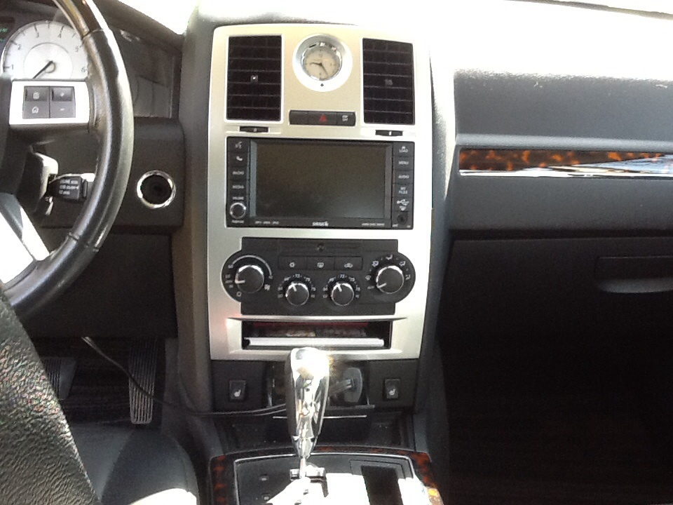 2010 Chrysler 300