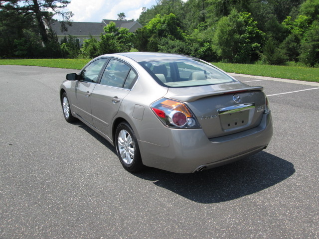 2011 Nissan altima video review #8