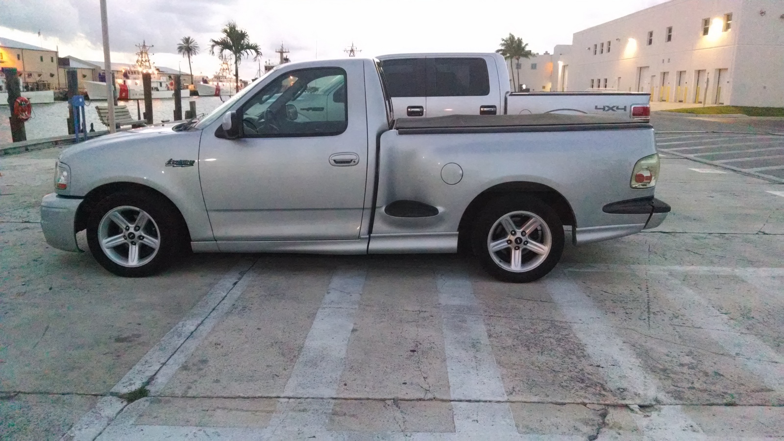 2004 Ford F-150 SVT Lightning