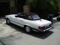 1972 Mercedes-Benz SL-Class Overview 1972 Mercedes-Benz SL-Class Overview