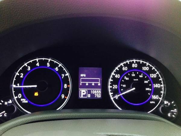 2011 Infiniti G37