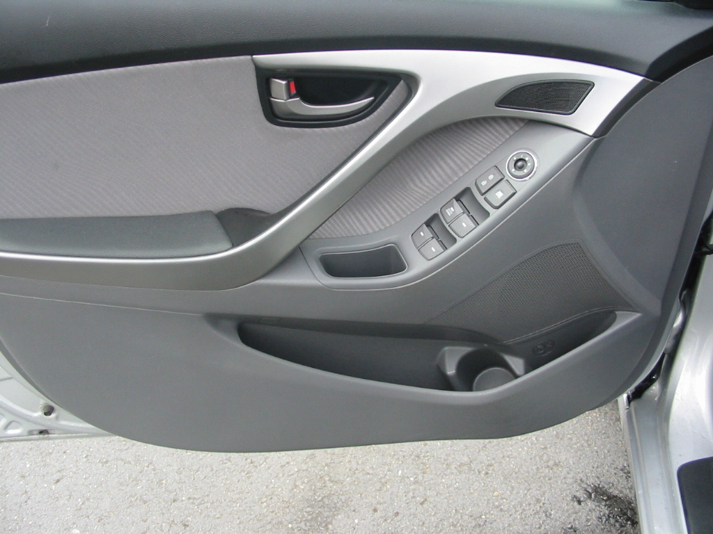 2012 Hyundai Elantra