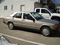 1988 Mercedes-Benz 190-Class Overview 1988 Mercedes-Benz 190-Class Overview