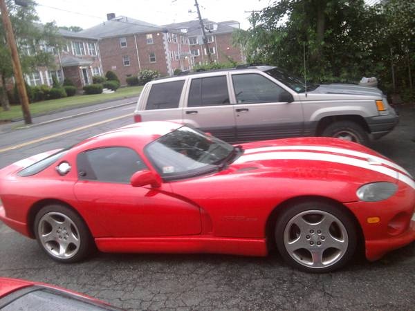 2002 Dodge Viper