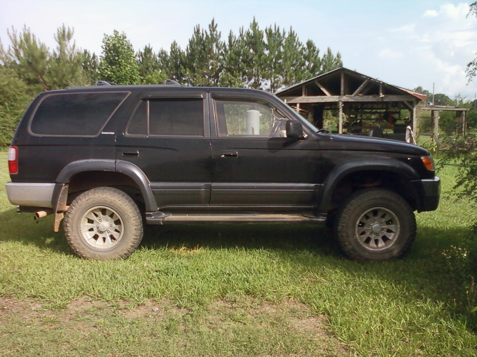 1998 Toyota 4runner limited tire size