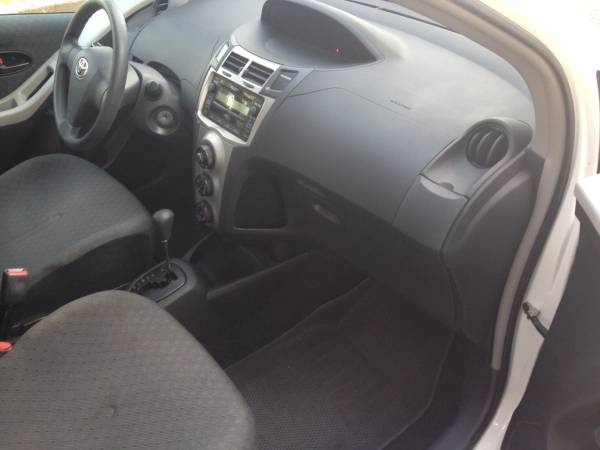 2011 Toyota Yaris