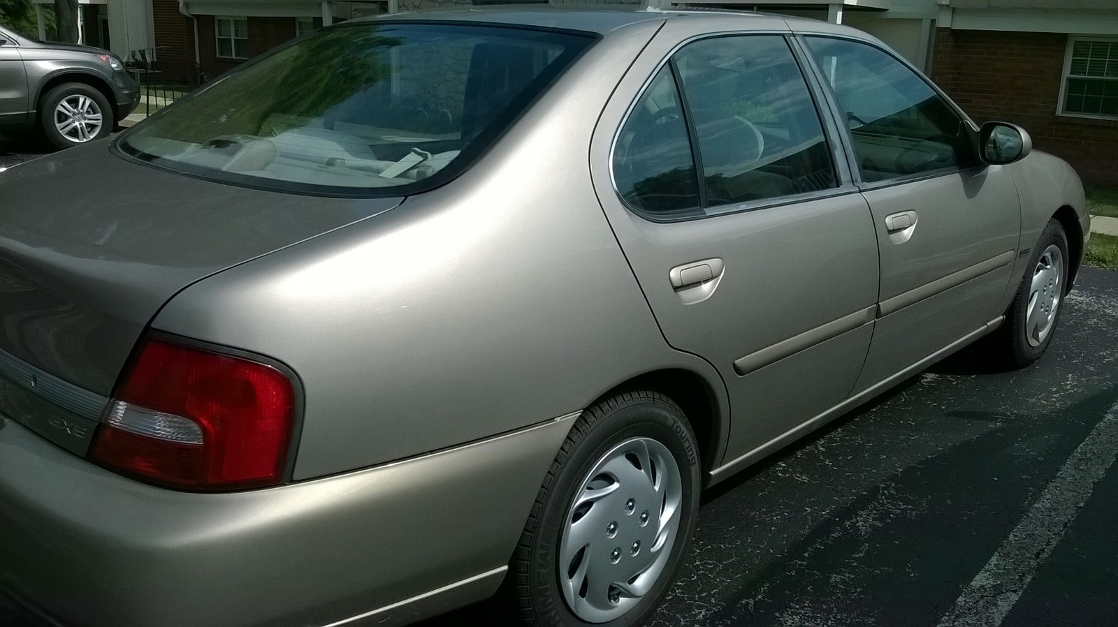 2001 Nissan altima trunk space #6